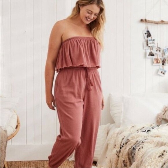 Aerie Strapless Overlay Jumpsuit in Mauve Pink S - Picture 2 of 12